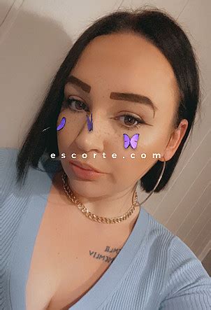 escort reimd|Escort Girl Reims. Trouvez une belle Escorte Girl Reims